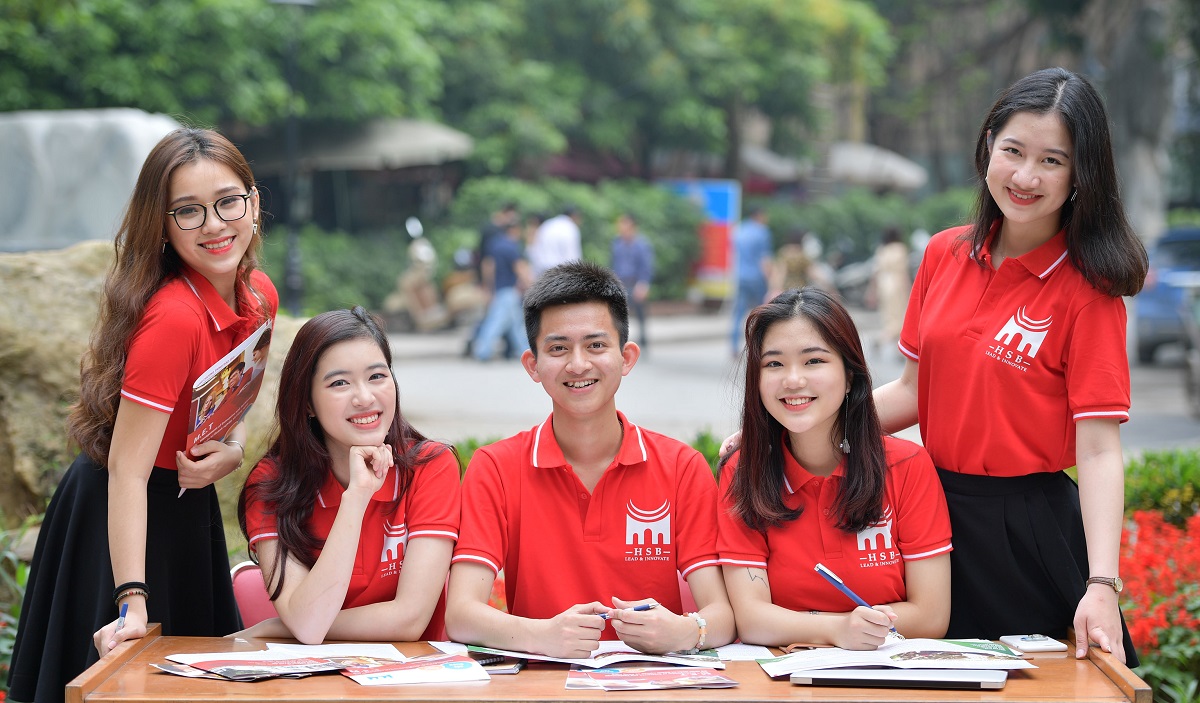 Góc hướng nghiệp: Khoa Quản trị Kinh doanh - ĐHQGHN TUYỂN SINH